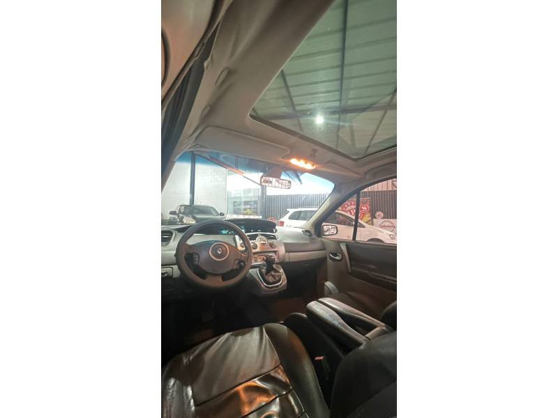 RENAULT - SCÉNIC - 2008/2008 - Prata - R$ 24.900,00