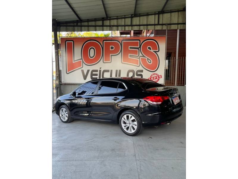 CITROËN - C4 - 2015/2016 - Preta - R$ 49.900,00