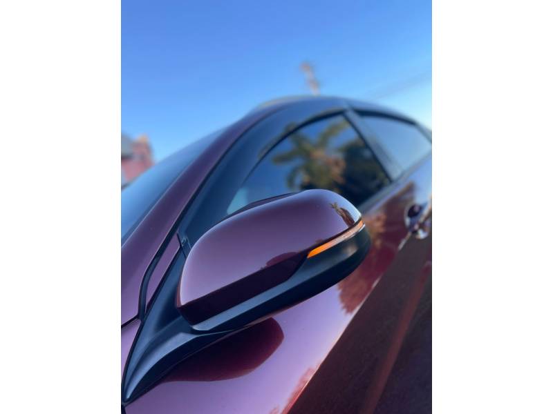 HONDA - HR-V - 2015/2016 - Vermelha - R$ 79.900,00