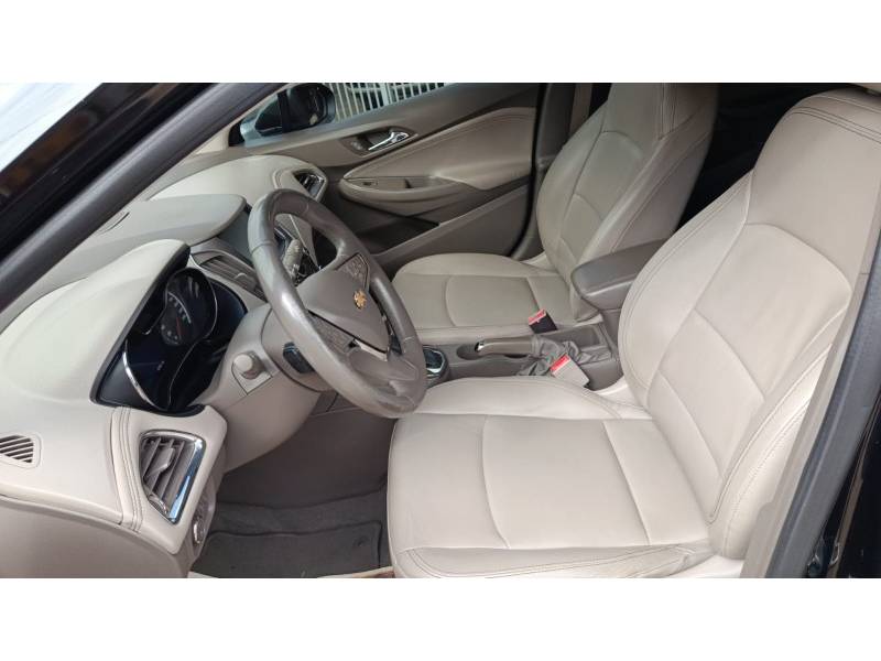 CHEVROLET - CRUZE - 2016/2017 - Preta - R$ 85.900,00