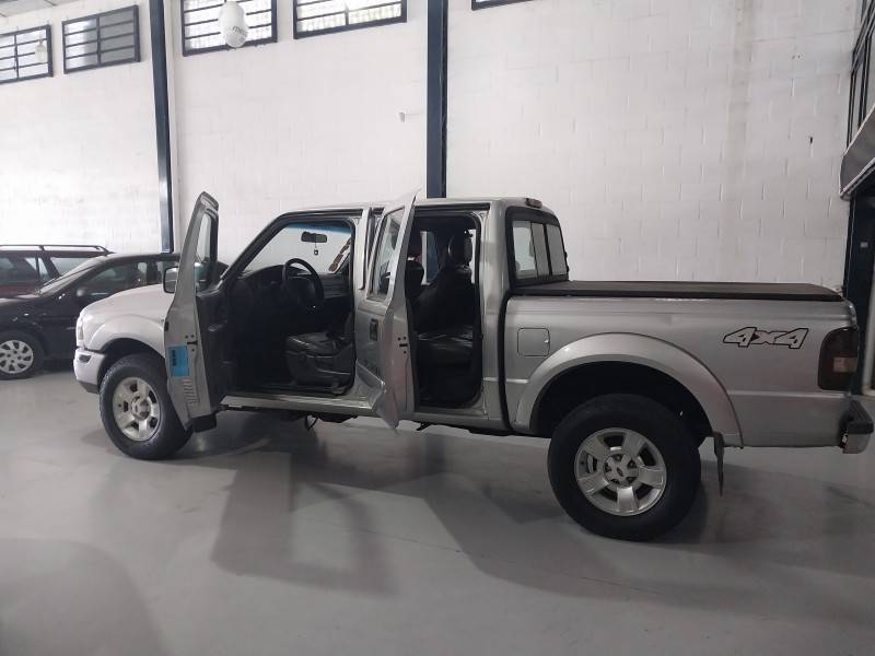 FORD - RANGER - 2007/2007 - Prata - R$ 69.900,00