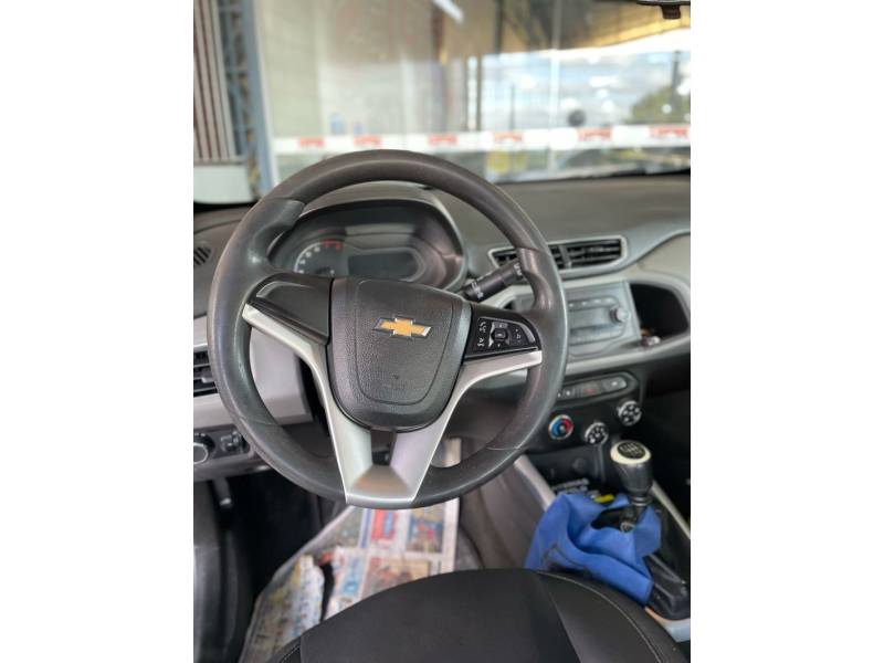 CHEVROLET - ONIX - 2019/2019 - Prata - R$ 54.900,00