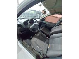 CHEVROLET - PRISMA - 2010/2011 - Branca - R$ 29.900,00