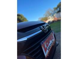 HONDA - HR-V - 2015/2016 - Vermelha - R$ 79.900,00