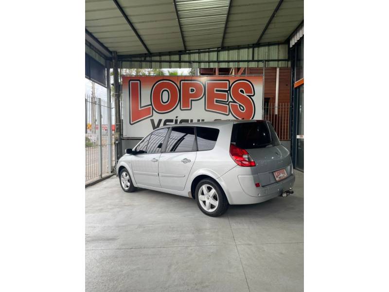 RENAULT - SCÉNIC - 2008/2008 - Prata - R$ 24.900,00