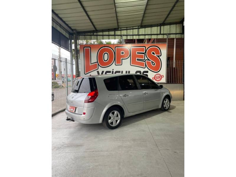 RENAULT - SCÉNIC - 2008/2008 - Prata - R$ 24.900,00