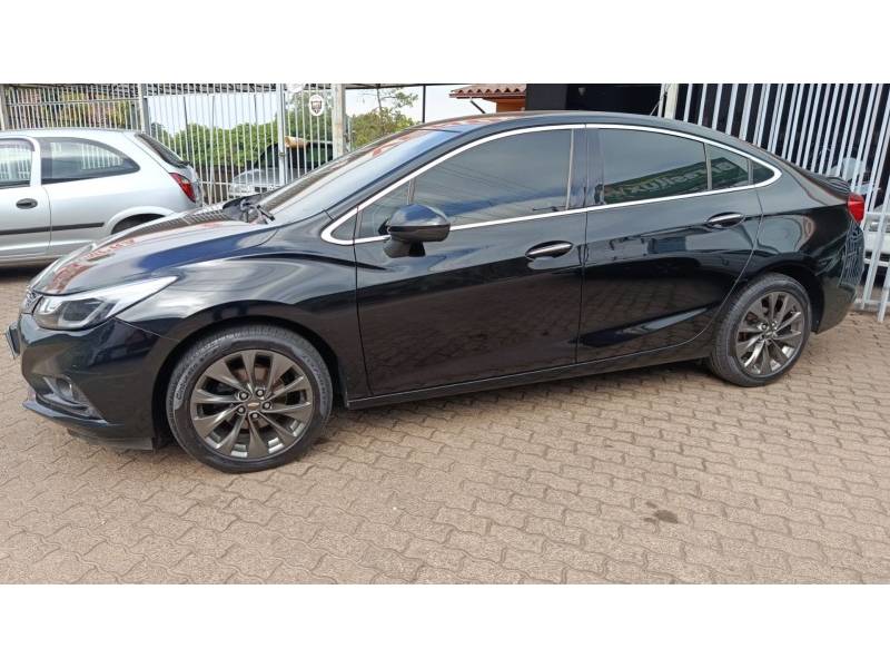 CHEVROLET - CRUZE - 2016/2017 - Preta - R$ 85.900,00