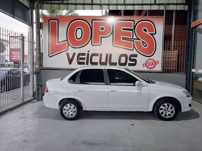 CHEVROLET - CORSA - 2014/2015 - Branca - R$ 34.900,00